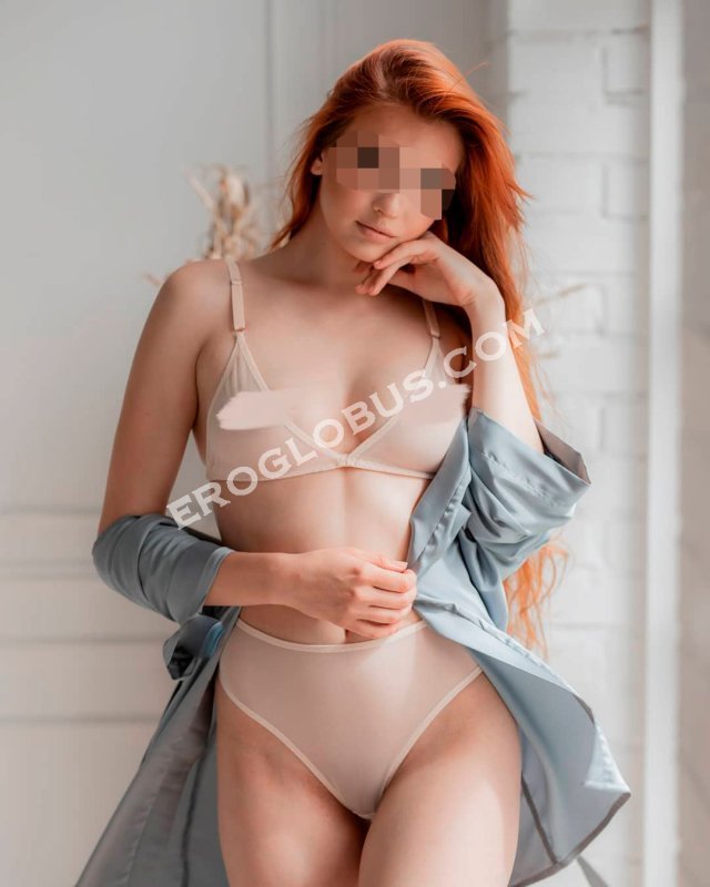 Виктория, 22